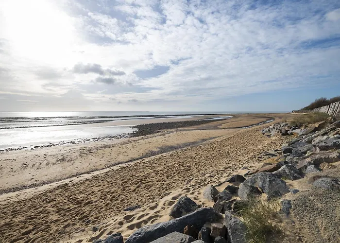350m De La - Maison Avec Jardin Et Jacuzzi Pour 8 Hébergement de vacances Saint-Vincent-sur-Jard